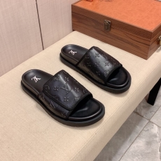 Louis Vuitton Slippers